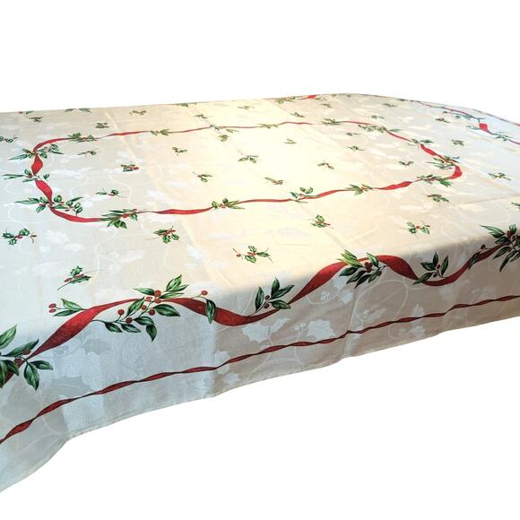 Vintage Christmas Tablecloth 82x58" Rectangle Red Holly Berry Pattern Shimmery - Picture 4 of 16